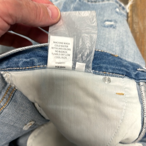 NWT PISTOLA DEVIN HIGH RISE MOM CUT OFF SHORTS WOMENS SIZE 27 - Picture 10 of 10